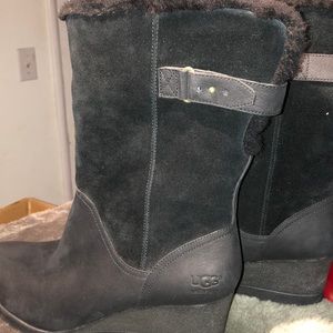 Women’s Uggs winter HighHeel boots